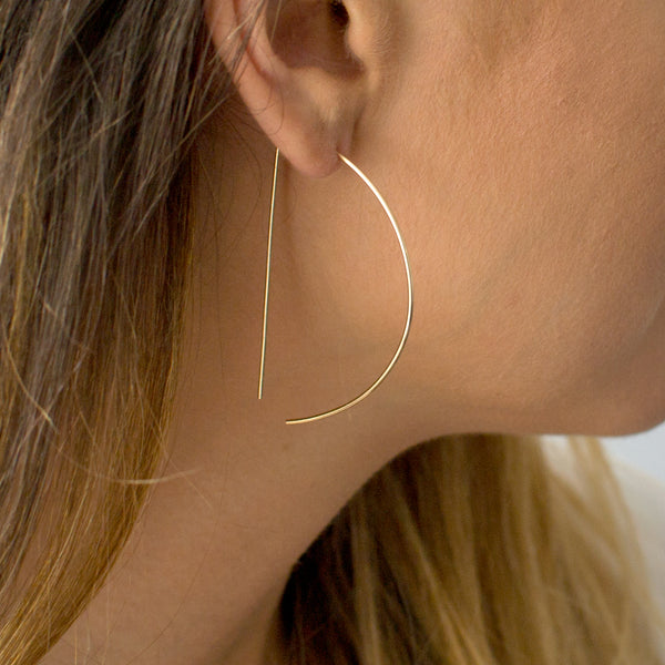 【HYERES LOR】[SALE] Noailles circle Silver earring 40mm d_earring_lifestyle_large_5b43