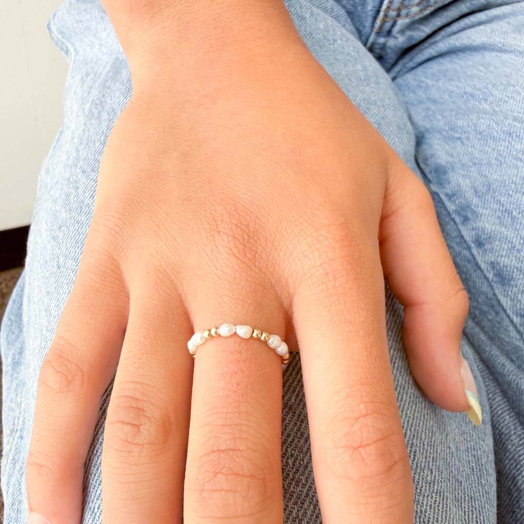 Sprinkle Pearl Ring