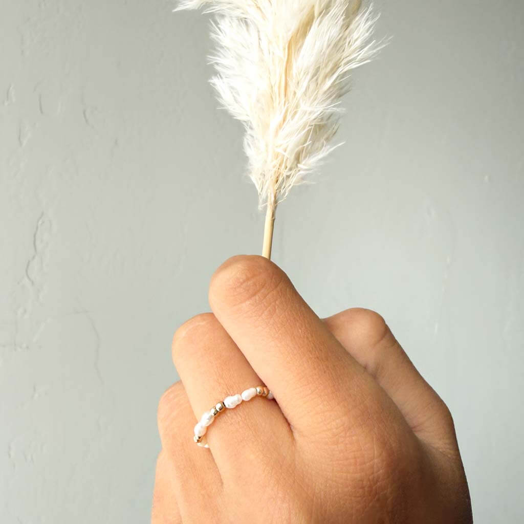 Sprinkle Pearl Ring