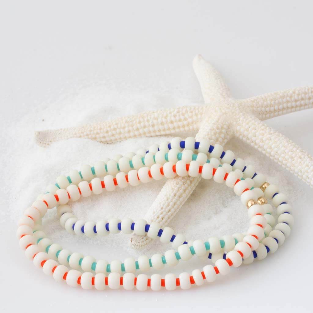 White Peek-a-Boo Bubble Bracelet