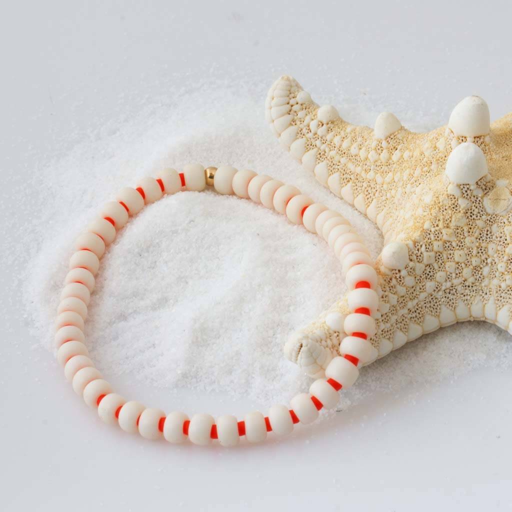 White Peek-a-Boo Bubble Bracelet