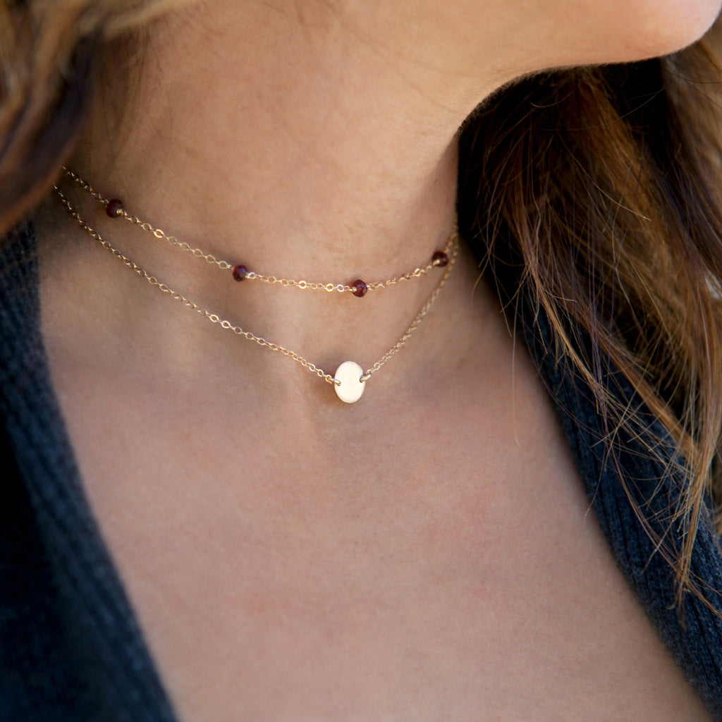 Short gold choker necklace hotsell