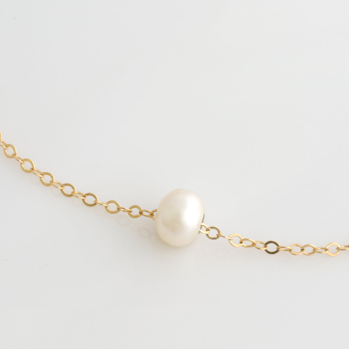 Floating Pearl Bracelet – Linneys Jewellery