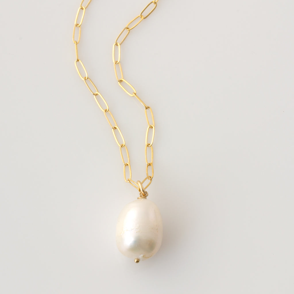 3 Pearl Necklace | Statement Necklaces – Très Chic Boutique
