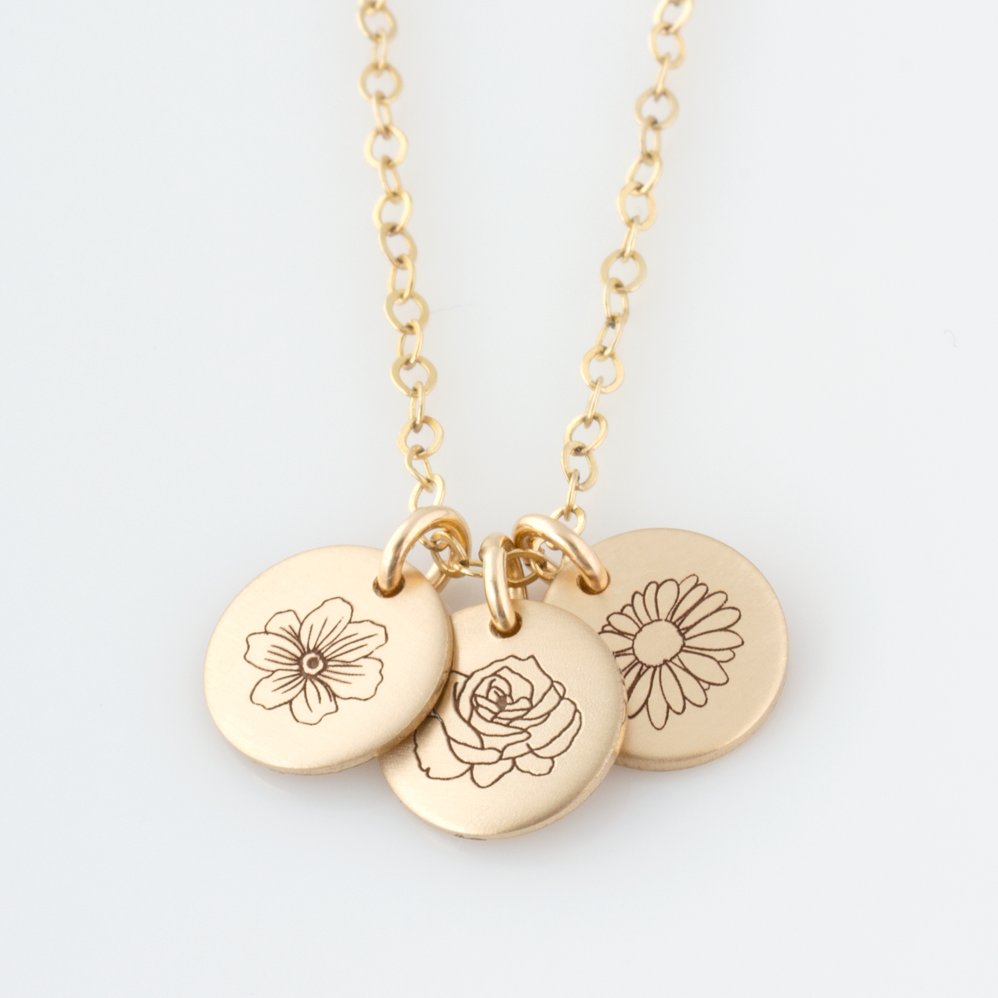 Flower online disc necklace
